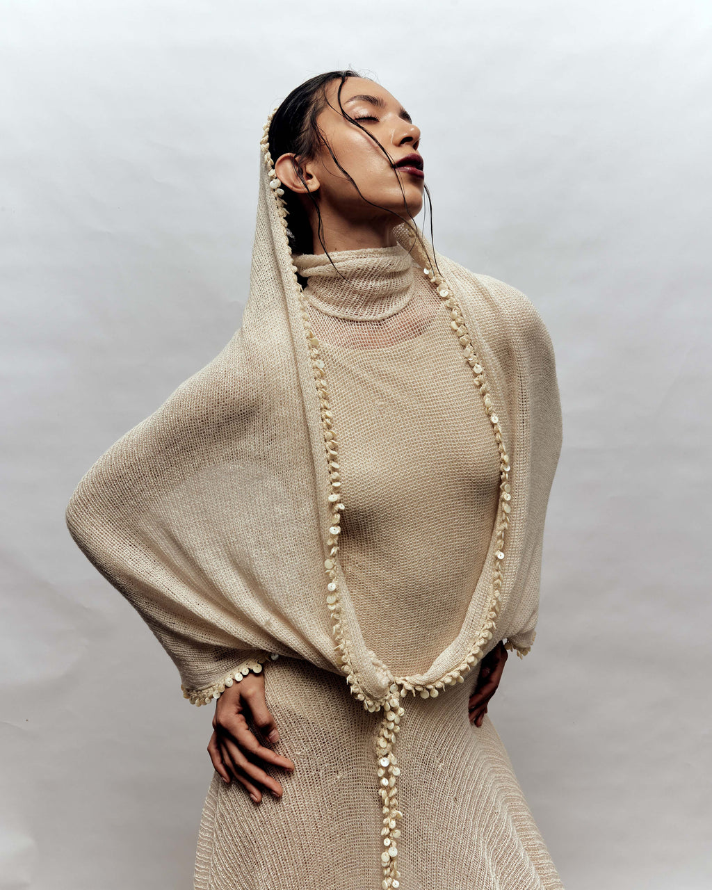 SOLACE Knit Cape