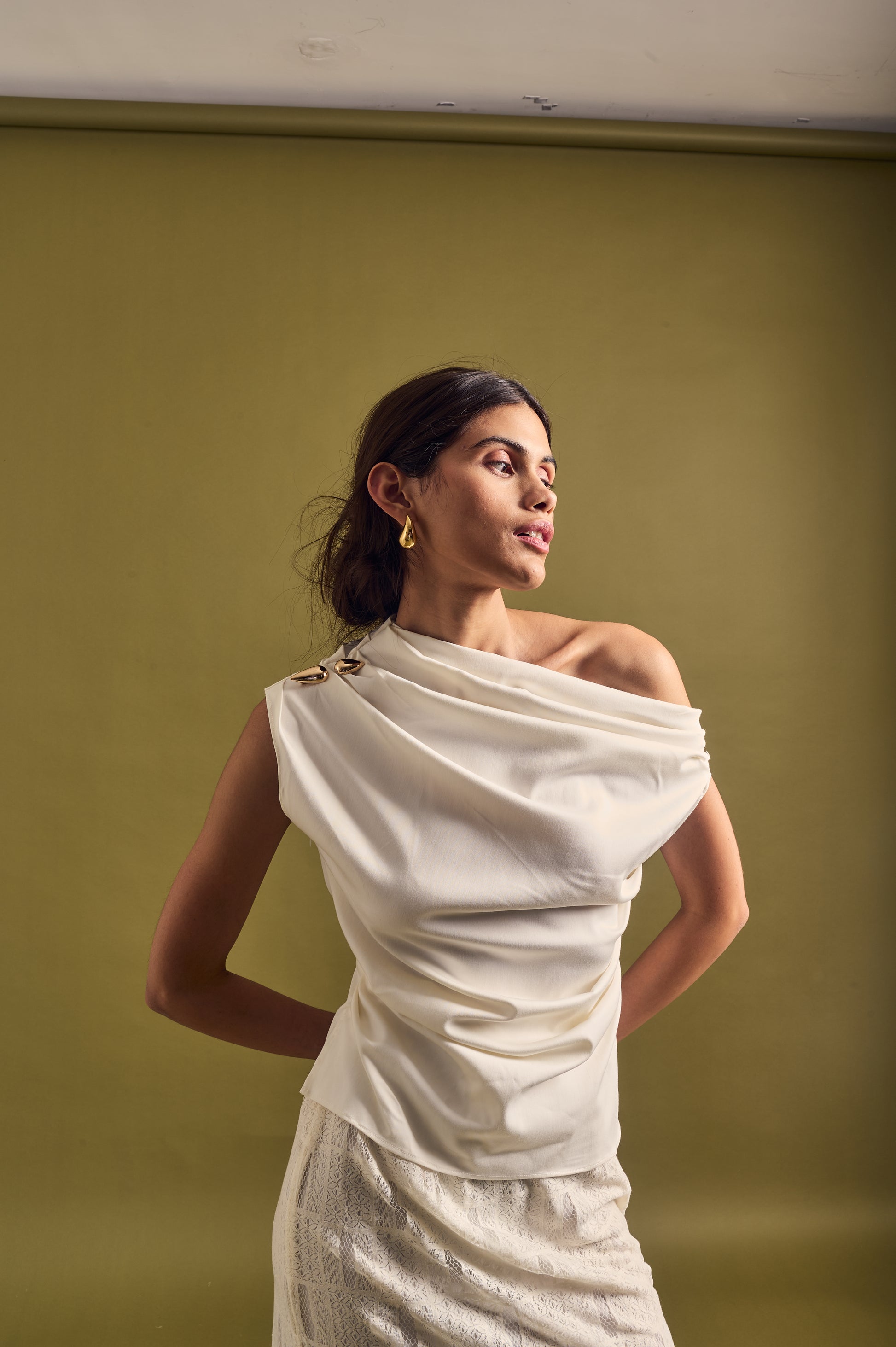 ELARA Drape Top